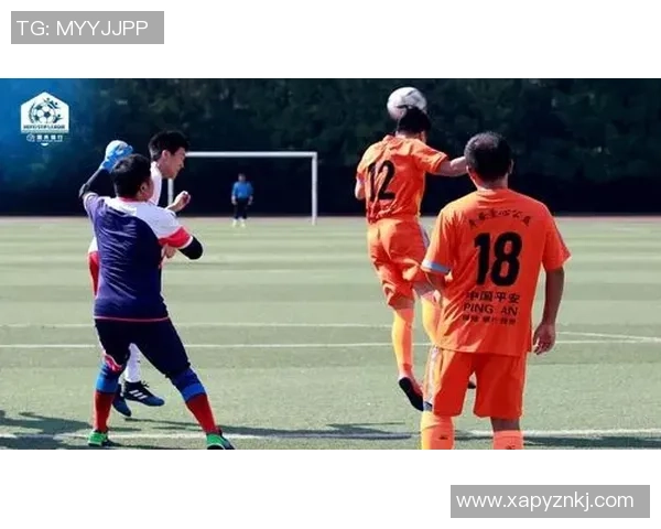 徽商银行足球明星助力青少年足球发展共筑梦想未来