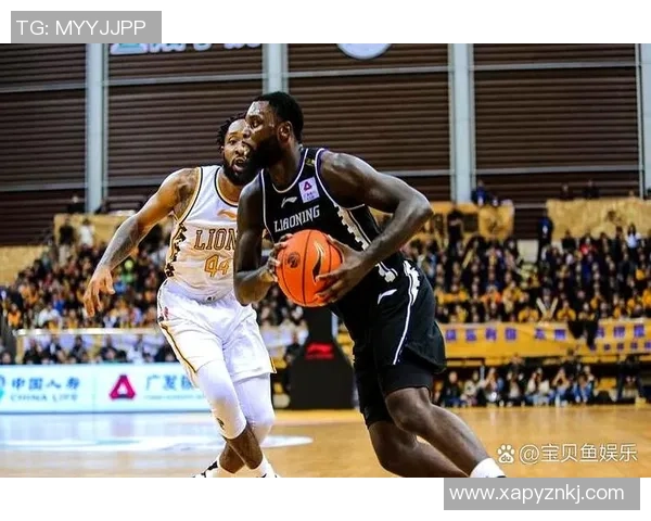 南京篮球队在邀请赛中的强劲表现与战术分析